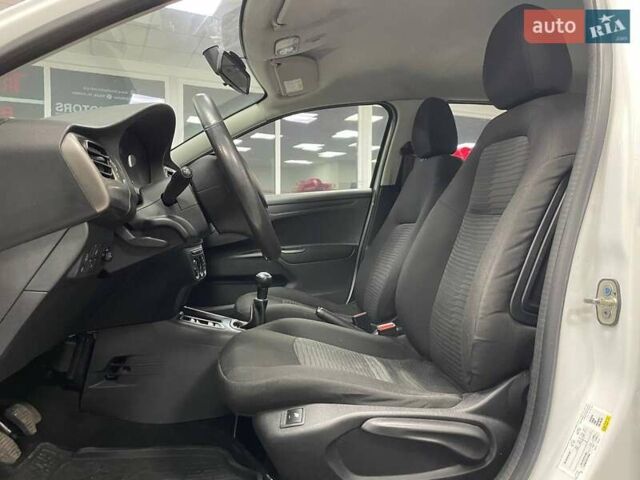 Білий Пежо 301, об'ємом двигуна 1.56 л та пробігом 227 тис. км за 8490 $, фото 28 на Automoto.ua