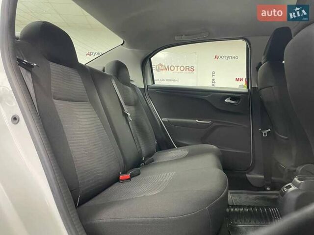 Білий Пежо 301, об'ємом двигуна 1.56 л та пробігом 227 тис. км за 8490 $, фото 30 на Automoto.ua