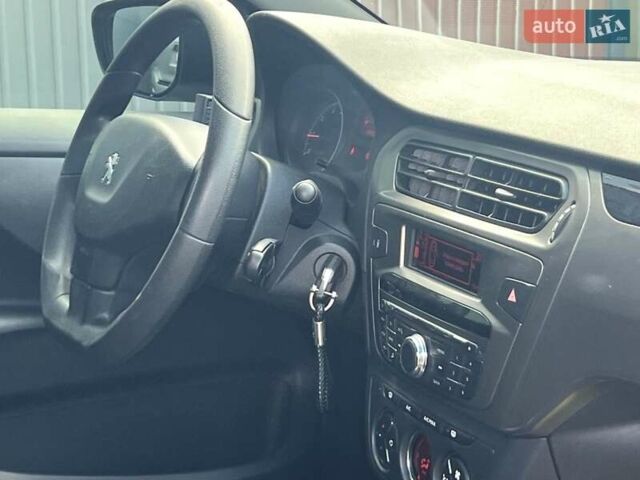 Белый Пежо 301, объемом двигателя 1.2 л и пробегом 134 тыс. км за 5550 $, фото 53 на Automoto.ua