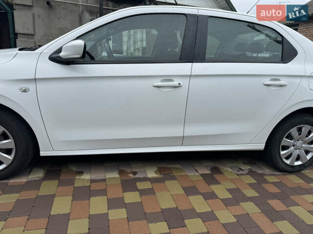 Белый Пежо 301, объемом двигателя 1.2 л и пробегом 146 тыс. км за 6300 $, фото 3 на Automoto.ua