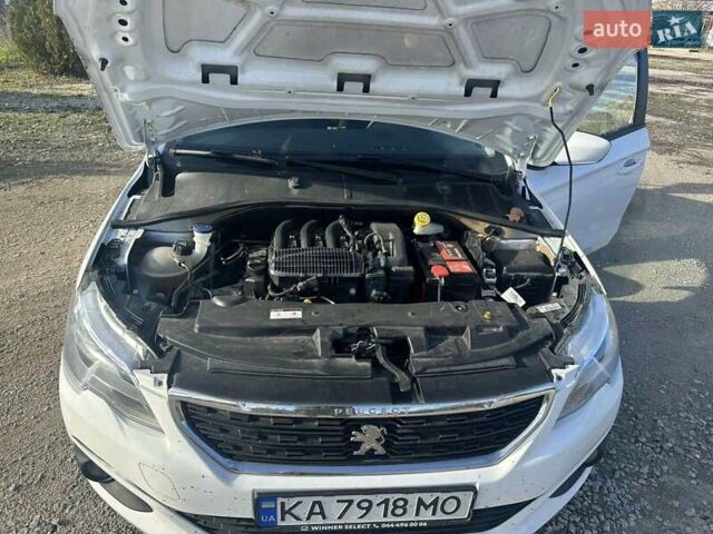 Білий Пежо 301, об'ємом двигуна 1.2 л та пробігом 102 тис. км за 6300 $, фото 6 на Automoto.ua