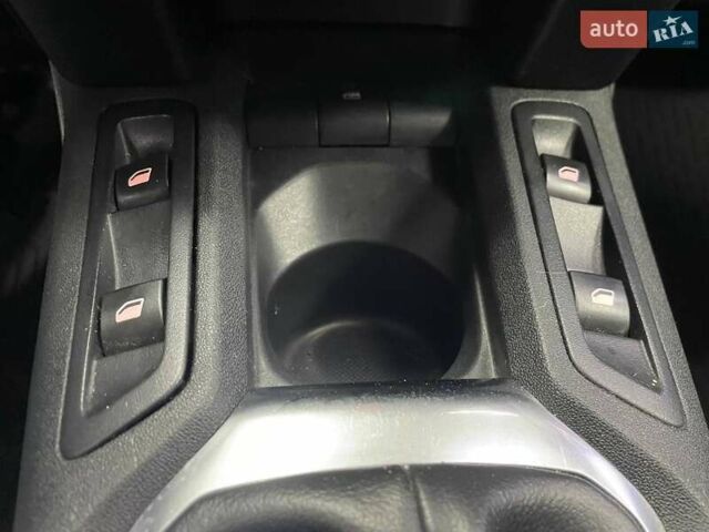 Білий Пежо 301, об'ємом двигуна 1.56 л та пробігом 227 тис. км за 8490 $, фото 26 на Automoto.ua