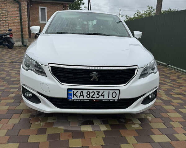 Белый Пежо 301, объемом двигателя 1.2 л и пробегом 146 тыс. км за 6300 $, фото 1 на Automoto.ua