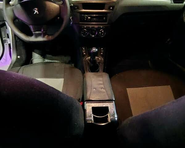 Білий Пежо 301, об'ємом двигуна 1.2 л та пробігом 107 тис. км за 7600 $, фото 1 на Automoto.ua