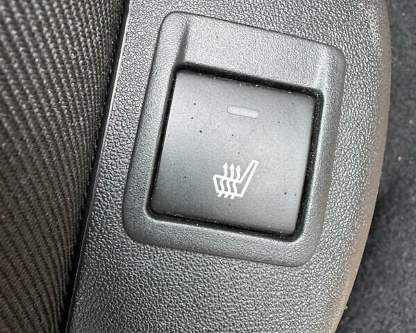 Белый Пежо 301, объемом двигателя 1.2 л и пробегом 146 тыс. км за 6300 $, фото 17 на Automoto.ua