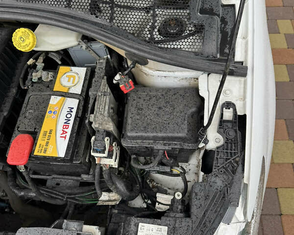 Белый Пежо 301, объемом двигателя 1.2 л и пробегом 146 тыс. км за 6300 $, фото 27 на Automoto.ua