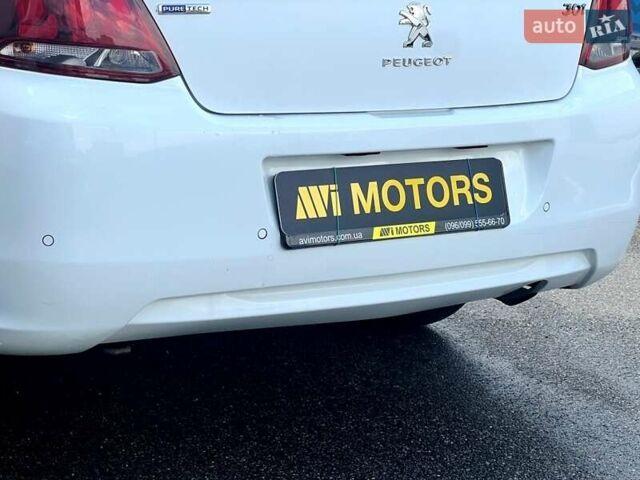 Белый Пежо 301, объемом двигателя 1.2 л и пробегом 134 тыс. км за 5550 $, фото 12 на Automoto.ua