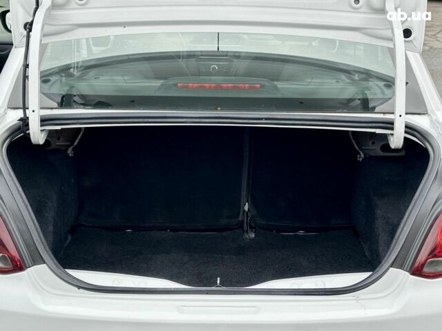 Білий Пежо 301, об'ємом двигуна 0 л та пробігом 92 тис. км за 6500 $, фото 16 на Automoto.ua