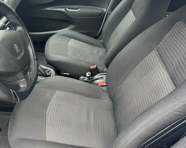 Белый Пежо 301, объемом двигателя 1.2 л и пробегом 146 тыс. км за 6300 $, фото 16 на Automoto.ua