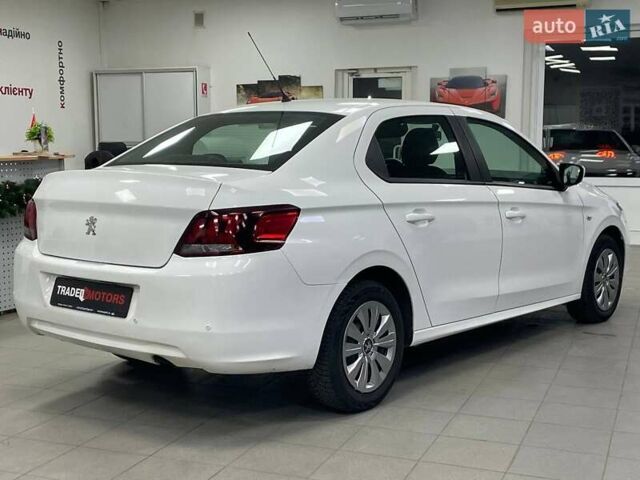 Білий Пежо 301, об'ємом двигуна 1.56 л та пробігом 227 тис. км за 8490 $, фото 7 на Automoto.ua