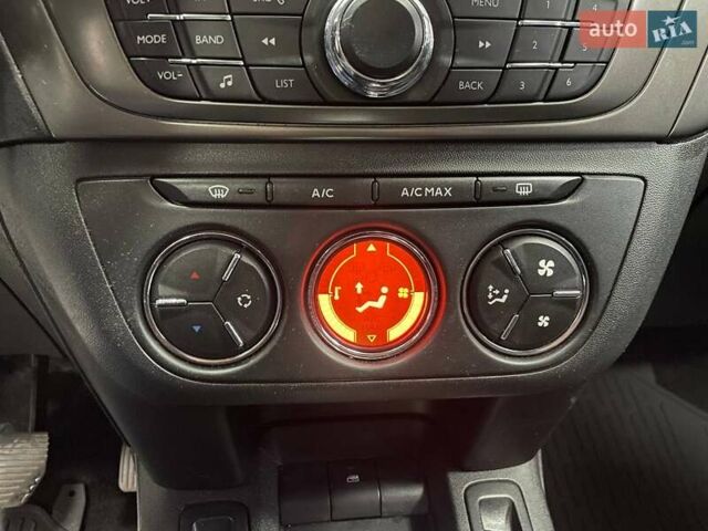 Білий Пежо 301, об'ємом двигуна 1.56 л та пробігом 227 тис. км за 8490 $, фото 25 на Automoto.ua