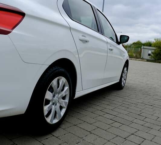 Белый Пежо 301, объемом двигателя 1.2 л и пробегом 168 тыс. км за 6200 $, фото 4 на Automoto.ua