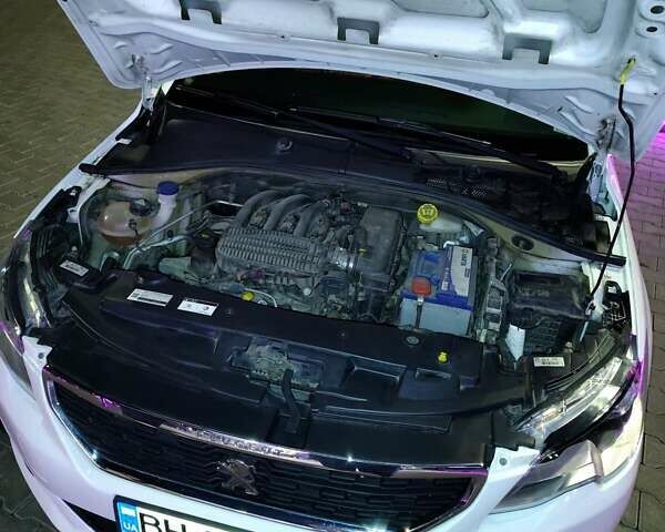 Білий Пежо 301, об'ємом двигуна 1.2 л та пробігом 107 тис. км за 7600 $, фото 8 на Automoto.ua