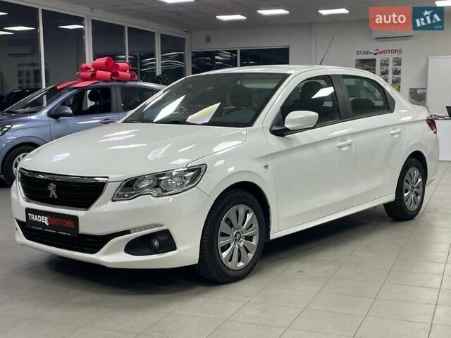 Білий Пежо 301, об'ємом двигуна 1.56 л та пробігом 227 тис. км за 8490 $, фото 6 на Automoto.ua