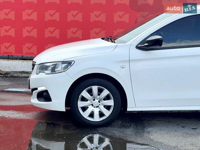 Белый Пежо 301, объемом двигателя 1.2 л и пробегом 134 тыс. км за 5550 $, фото 15 на Automoto.ua