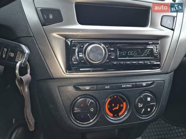 Белый Пежо 301, объемом двигателя 1.2 л и пробегом 250 тыс. км за 3800 $, фото 31 на Automoto.ua