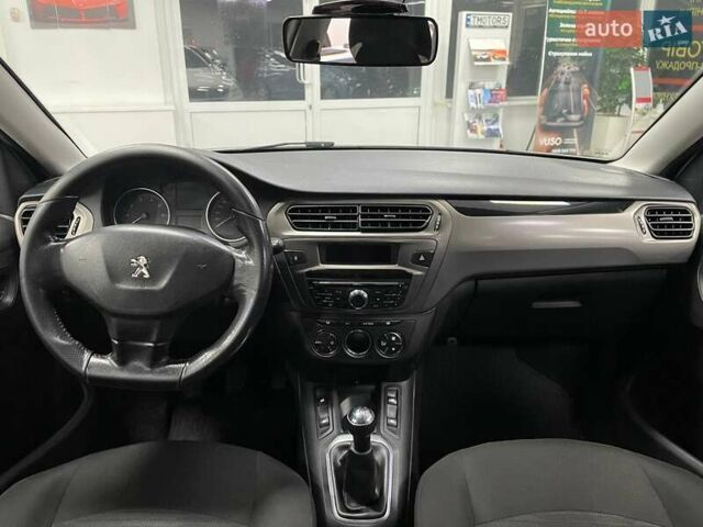 Білий Пежо 301, об'ємом двигуна 1.56 л та пробігом 227 тис. км за 8490 $, фото 23 на Automoto.ua