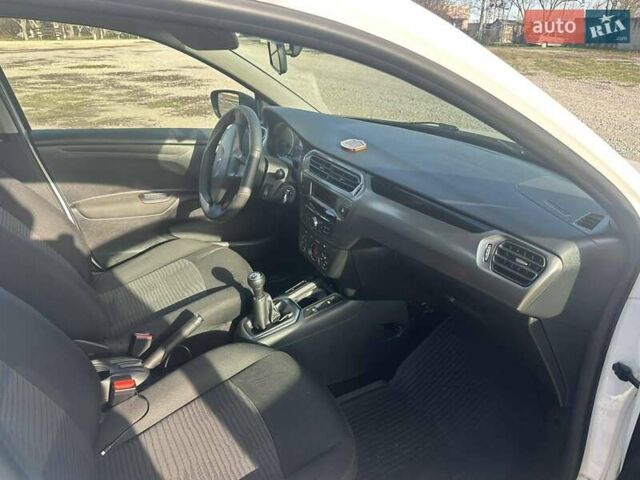 Білий Пежо 301, об'ємом двигуна 1.2 л та пробігом 102 тис. км за 6300 $, фото 12 на Automoto.ua