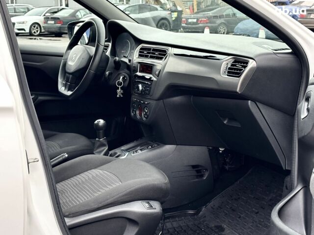 Білий Пежо 301, об'ємом двигуна 0 л та пробігом 92 тис. км за 6500 $, фото 18 на Automoto.ua