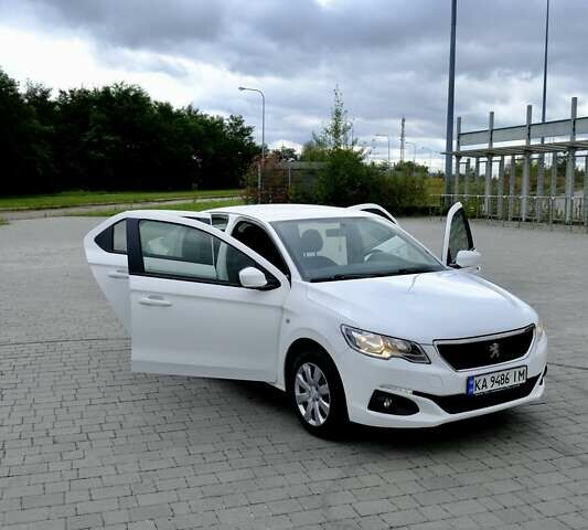 Белый Пежо 301, объемом двигателя 1.2 л и пробегом 168 тыс. км за 6200 $, фото 2 на Automoto.ua