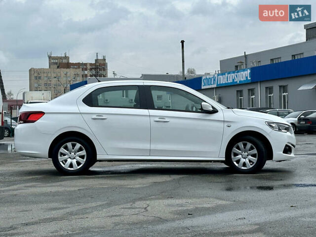Білий Пежо 301, об'ємом двигуна 1.2 л та пробігом 92 тис. км за 6500 $, фото 5 на Automoto.ua