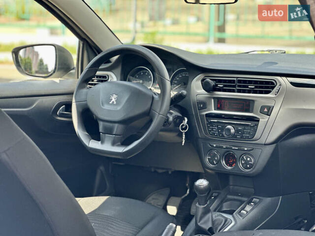 Белый Пежо 301, объемом двигателя 1.2 л и пробегом 92 тыс. км за 7400 $, фото 14 на Automoto.ua