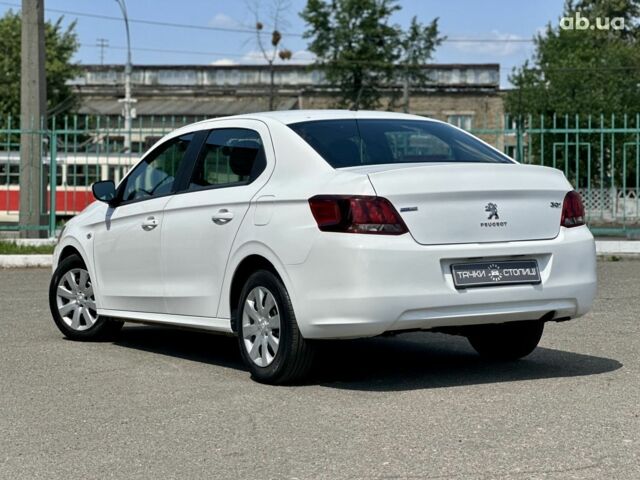 Білий Пежо 301, об'ємом двигуна 1.2 л та пробігом 92 тис. км за 7700 $, фото 2 на Automoto.ua