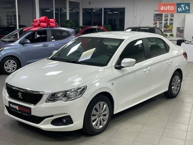 Білий Пежо 301, об'ємом двигуна 1.56 л та пробігом 227 тис. км за 8490 $, фото 5 на Automoto.ua