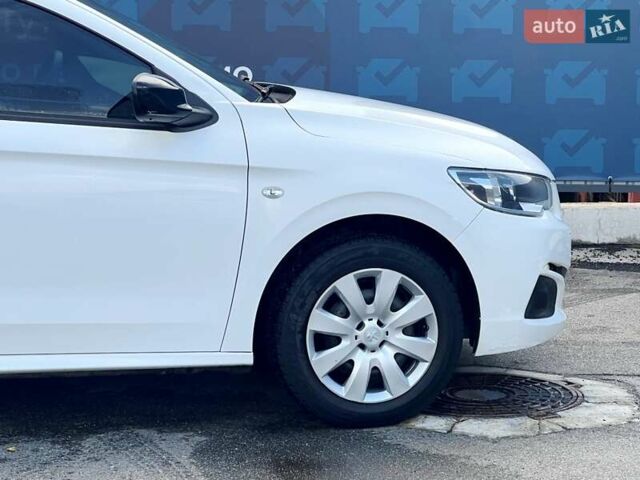 Белый Пежо 301, объемом двигателя 1.2 л и пробегом 134 тыс. км за 5550 $, фото 18 на Automoto.ua