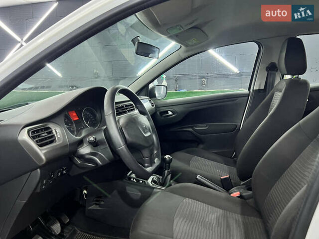 Белый Пежо 301, объемом двигателя 1.2 л и пробегом 174 тыс. км за 5700 $, фото 40 на Automoto.ua