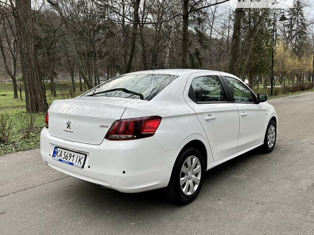 Білий Пежо 301, об'ємом двигуна 1.6 л та пробігом 142 тис. км за 8800 $, фото 5 на Automoto.ua