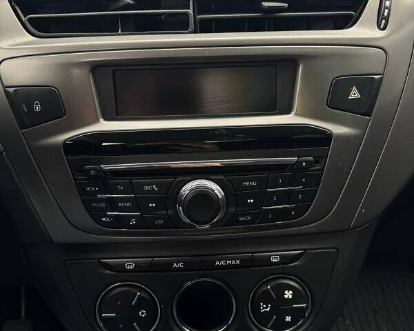 Пежо 301 2018 у Києві на Automoto.ua Білий Пежо 301, об'ємом двигуна 1.2 л та пробігом 164 тис. км за 4900 $, фото 14 на Automoto.ua