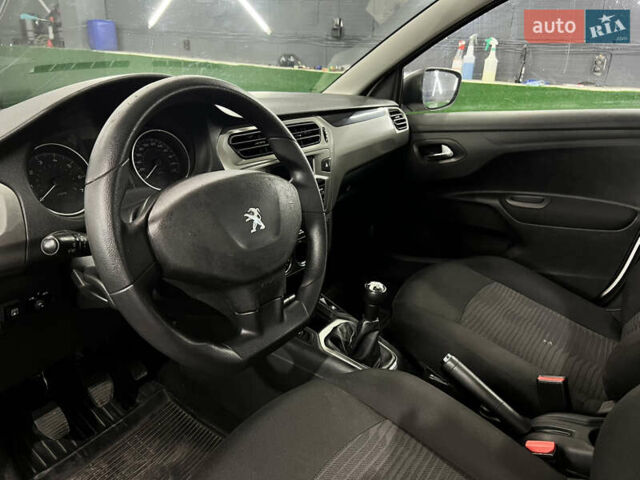 Белый Пежо 301, объемом двигателя 1.2 л и пробегом 174 тыс. км за 5700 $, фото 17 на Automoto.ua