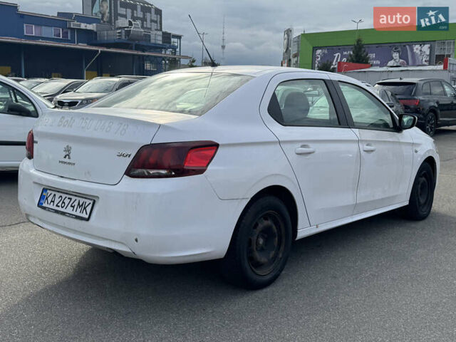 Пежо 301 2018 у Києві на Automoto.ua Білий Пежо 301, об'ємом двигуна 1.2 л та пробігом 157 тис. км за 3900 $, фото 3 на Automoto.ua