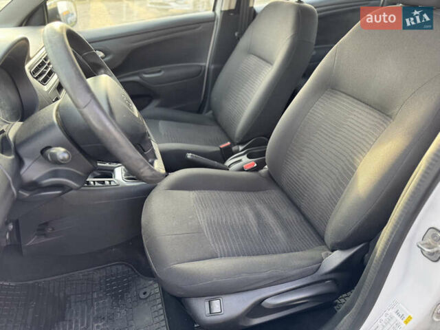 Белый Пежо 301, объемом двигателя 1.2 л и пробегом 150 тыс. км за 6300 $, фото 25 на Automoto.ua