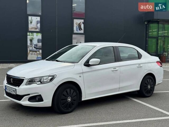 Пежо 301 2018 у Києві на Automoto.ua Білий Пежо 301, об'ємом двигуна 1.2 л та пробігом 164 тис. км за 4900 $, фото 6 на Automoto.ua