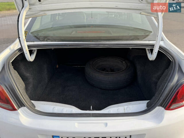 Белый Пежо 301, объемом двигателя 1.2 л и пробегом 150 тыс. км за 6300 $, фото 33 на Automoto.ua