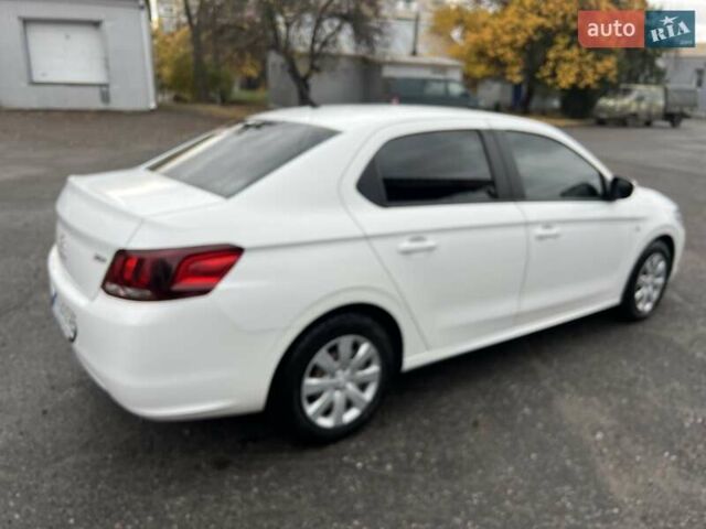 Білий Пежо 301, об'ємом двигуна 1.59 л та пробігом 92 тис. км за 8900 $, фото 8 на Automoto.ua