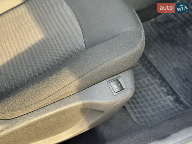 Белый Пежо 301, объемом двигателя 1.2 л и пробегом 150 тыс. км за 6300 $, фото 21 на Automoto.ua