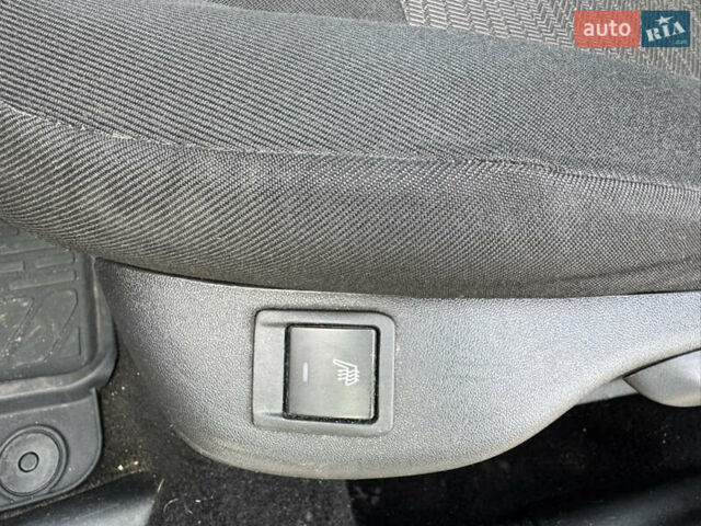 Пежо 301 2018 у Києві на Automoto.ua Білий Пежо 301, об'ємом двигуна 1.2 л та пробігом 157 тис. км за 3900 $, фото 14 на Automoto.ua