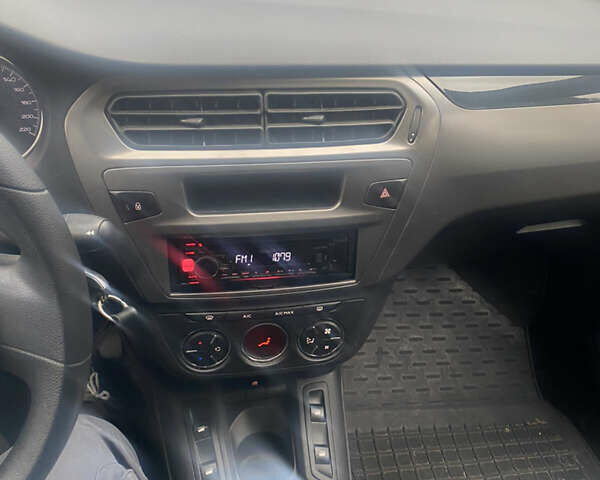 Пежо 301 2018 у Києві на Automoto.ua Білий Пежо 301, об'ємом двигуна 1.2 л та пробігом 180 тис. км за 6500 $, фото 18 на Automoto.ua