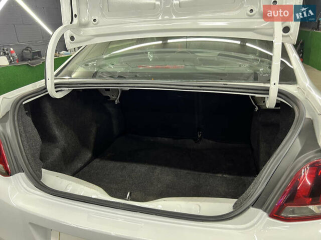 Белый Пежо 301, объемом двигателя 1.2 л и пробегом 174 тыс. км за 5700 $, фото 28 на Automoto.ua