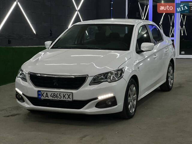 Белый Пежо 301, объемом двигателя 1.2 л и пробегом 173 тыс. км за 5700 $, фото 5 на Automoto.ua