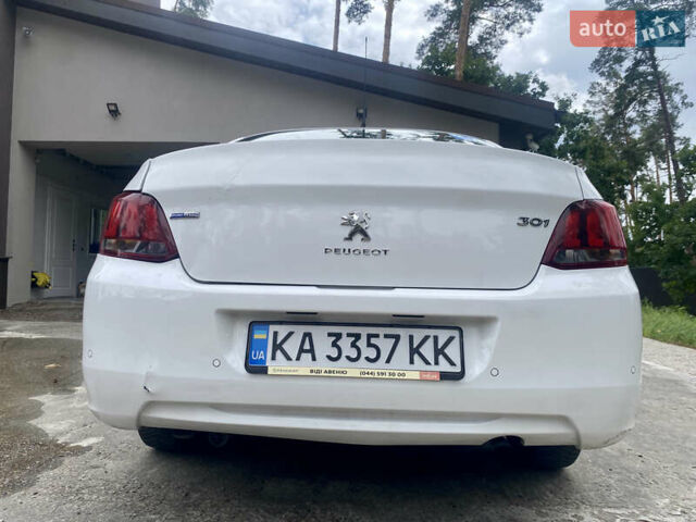 Білий Пежо 301, об'ємом двигуна 1.2 л та пробігом 223 тис. км за 5848 $, фото 3 на Automoto.ua