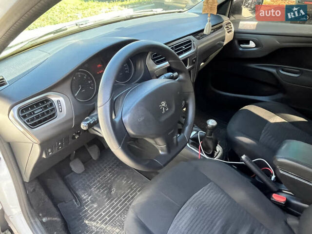 Білий Пежо 301, об'ємом двигуна 1.2 л та пробігом 150 тис. км за 6500 $, фото 12 на Automoto.ua
