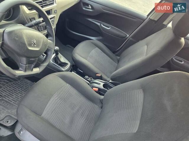 Белый Пежо 301, объемом двигателя 1.2 л и пробегом 108 тыс. км за 5300 $, фото 9 на Automoto.ua