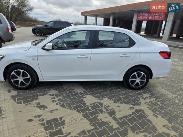 Белый Пежо 301, объемом двигателя 1.2 л и пробегом 108 тыс. км за 5300 $, фото 5 на Automoto.ua