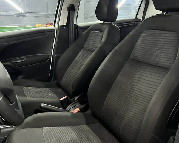 Белый Пежо 301, объемом двигателя 1.2 л и пробегом 174 тыс. км за 5700 $, фото 19 на Automoto.ua