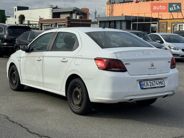 Пежо 301 2018 у Києві на Automoto.ua Білий Пежо 301, об'ємом двигуна 1.2 л та пробігом 157 тис. км за 3900 $, фото 4 на Automoto.ua