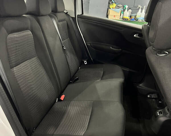 Белый Пежо 301, объемом двигателя 1.2 л и пробегом 174 тыс. км за 5700 $, фото 41 на Automoto.ua